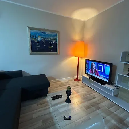 Staynest M Shyri Apartment