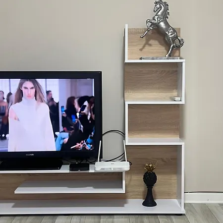 Apartment Staynest M Shyri *